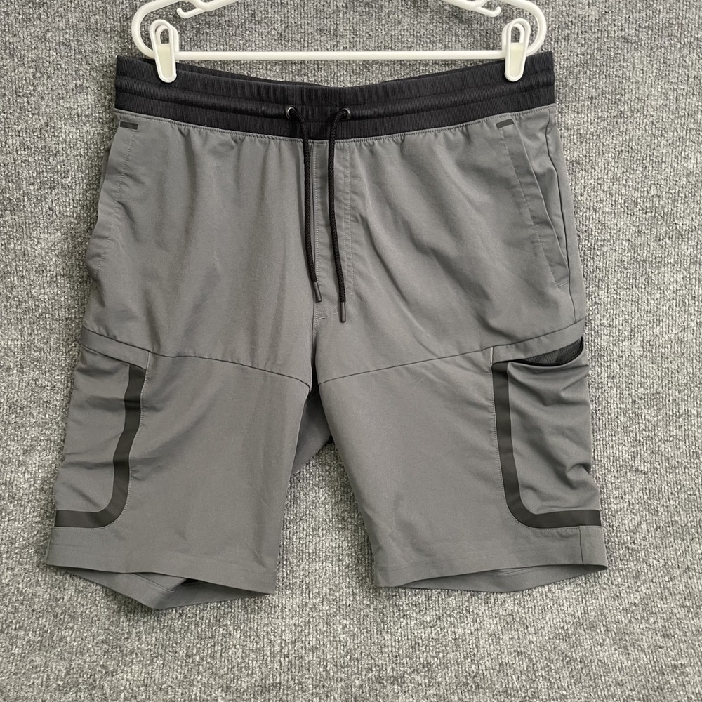 Under Armour Sportstyle Elite Cargo Shorts Mens Sz XL Woven Tech Stretch Gray